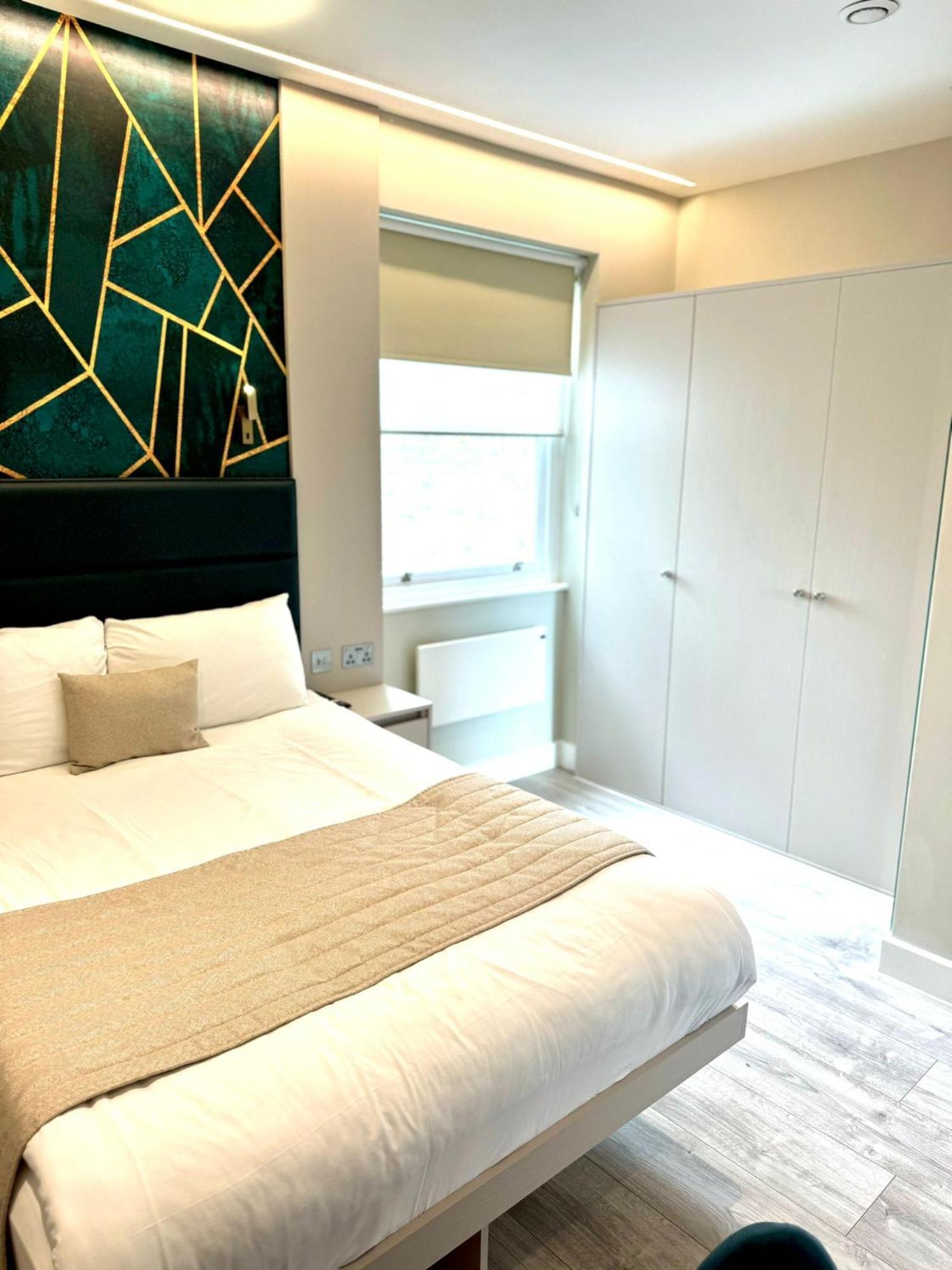 Aparthotel Nox Richmond Richmond  Exterior foto